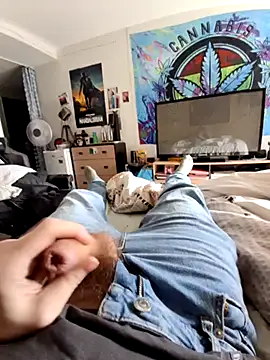 Snapshot of stev3w chatting on March 5, 10:55 am stev3w online show from March 5, 10:55 am