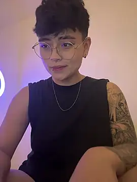 Snapshot of Chriss_gomez2 chatting on March 23, 4:38 am Chriss gomez2 online show from March 23, 4:38 am