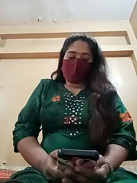 Magical Girl- online show from January 27, 6:52 am