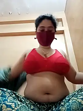 Magical Girl- online show from February 17, 7:15 am