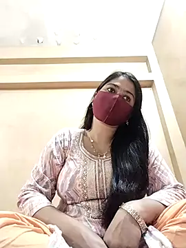 Magical Girl- online show from March 5, 10:00 am