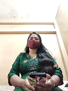 Magical Girl- online show from March 9, 7:34 am