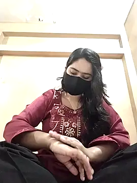 Magical Girl- online show from November 30, 4:16 am