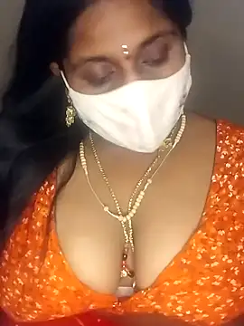 Snapshot of Sexy_Radhikaa chatting on March 12, 1:51 pm Sexy Radhikaa online show from March 12, 1:51 pm