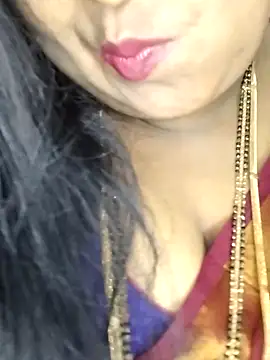 Sexy Radhikaa online show from March 8, 3:32 am