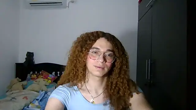 Snapshot of CELESSTESeductora chatting on February 2, 9:13 pm CELESSTESeductora online show from February 2, 9:13 pm