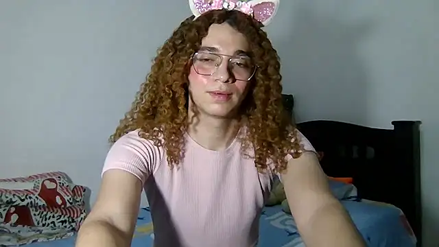 Snapshot of CELESSTESeductora chatting on February 12, 6:51 pm CELESSTESeductora online show from February 12, 6:51 pm
