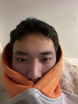 lilywithpuppy online show from March 8, 12:30 am