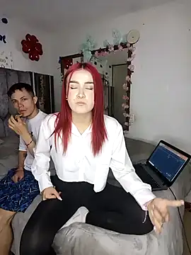 Snapshot of laura_arias018 chatting on November 19, 5:07 am laura arias018 online show from November 19, 5:07 am