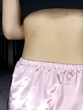 Snapshot of laura_arias018 chatting on December 19, 7:15 am laura arias018 online show from December 19, 7:15 am