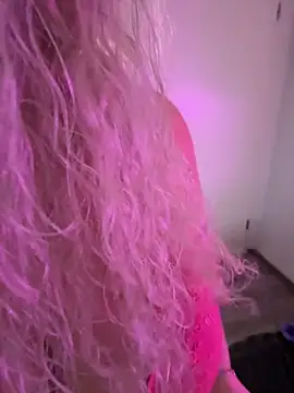 CurvyAnonymousGirl89 online show from October 2, 2:35 pm