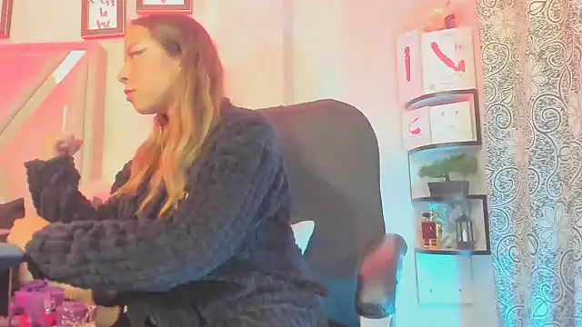 Snapshot of natacha__black_ chatting on February 18, 8:59 am natacha black online show from February 18, 8:59 am