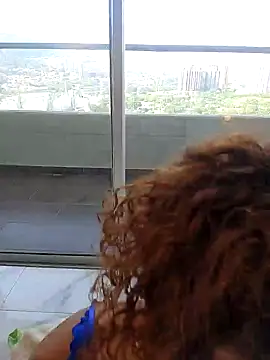 Snapshot of varenkaivanova_22 chatting on December 6, 1:22 pm varenkaivanova 22 online show from December 6, 1:22 pm