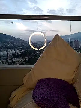 Snapshot of gabyfoxster chatting on December 13, 11:13 am gabyfoxster online show from December 13, 11:13 am