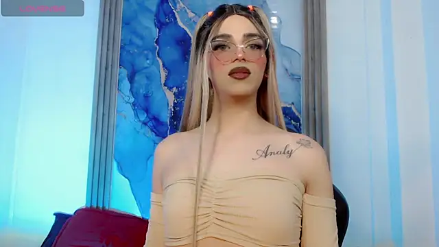 Snapshot of Alessa_mullen chatting on October 25, 3:14 am Alessa mullen online show from October 25, 3:14 am