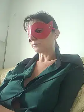 Vagabondainnamorata online show from February 4, 7:40 am