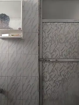 Snapshot of surabhi09 chatting on November 25, 9:09 am surabhi09 online show from November 25, 9:09 am