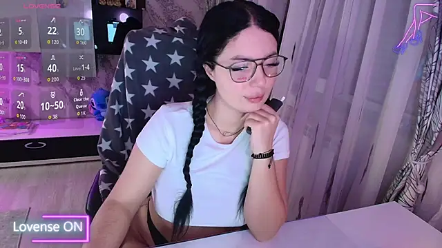 BellaaNoir online show from November 16, 8:36 pm