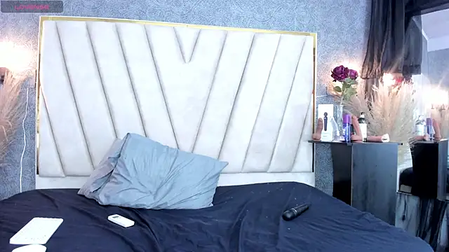 Madison-Diaz online show from February 14, 12:25 pm