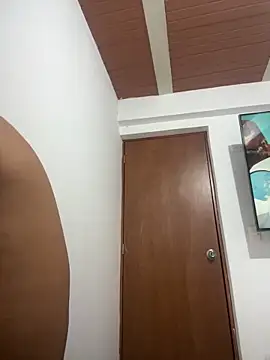 LollaByer online show from February 28, 2:09 am