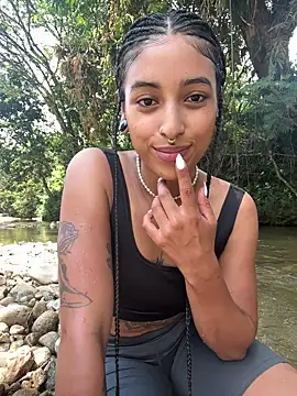 LollaByer online show from March 26, 6:02 pm