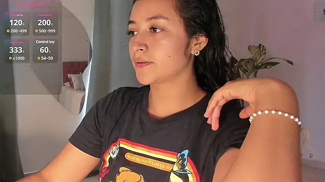 Lady Rey online show from March 18, 6:48 pm