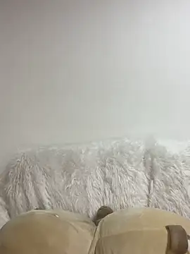 Leyna Kenet online show from February 10, 6:31 am