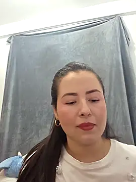 NeredaXxx online show from September 25, 7:45 am