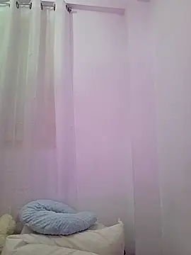 NeredaXxx online show from December 3, 10:19 pm