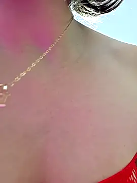 NeredaXxx online show from April 7, 8:31 pm