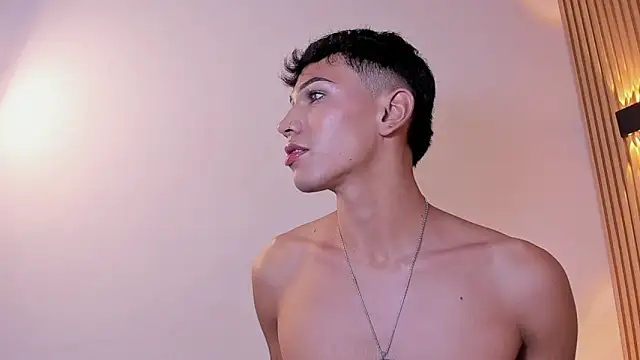 im sebaslopez online show from January 28, 11:06 am