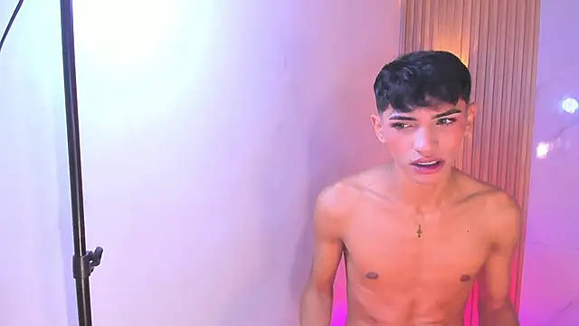 im sebaslopez online show from November 11, 8:09 pm