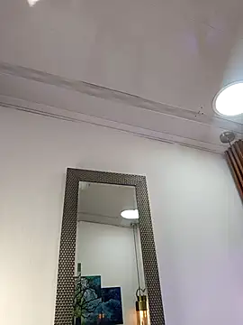 Noah Xitruxx online show from October 4, 1:20 pm