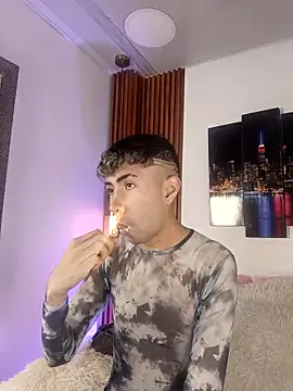 Noah Xitruxx online show from October 6, 1:08 pm