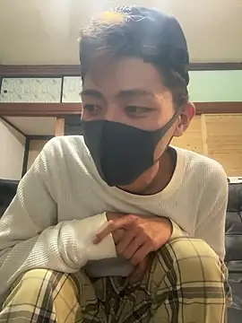 Snapshot of Manato_jp_1215 chatting on December 19, 12:34 pm Manato jp 1215 online show from December 19, 12:34 pm