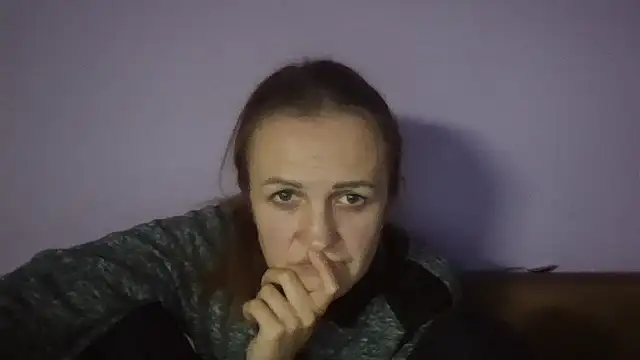 Snapshot of Milaniya261 chatting on November 15, 2:24 pm Milaniya261 online show from November 15, 2:24 pm