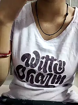 Snapshot of shalini_fire chatting on March 21, 10:39 am shalini fire online show from March 21, 10:39 am