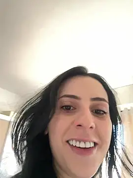 Morguisssz online show from April 5, 2:25 pm