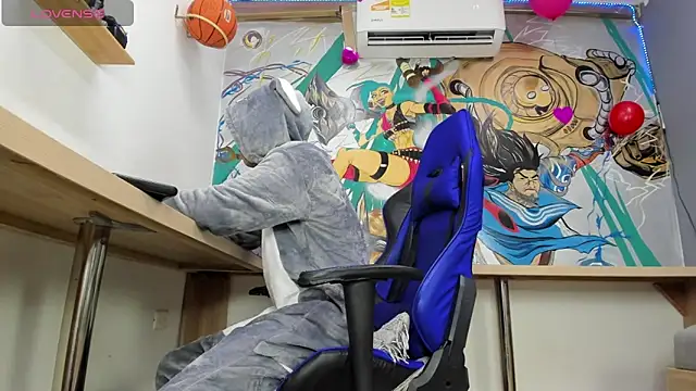 Jeffry wolvess online show from February 15, 3:50 pm