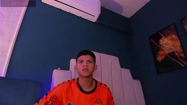 Jeffry wolvess online show from March 3, 3:09 pm