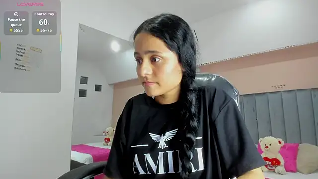 Snapshot of Giselle_Roldan chatting on November 7, 3:17 am Giselle Roldan online show from November 7, 3:17 am