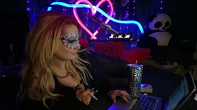 Snapshot of anonymouszN chatting on November 16, 9:31 pm anonymouszN online show from November 16, 9:31 pm