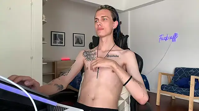 Den BlueXx online show from December 26, 11:21 am