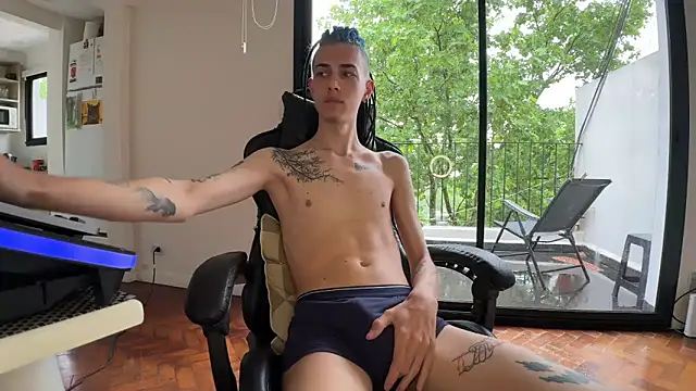 Den BlueXx online show from November 7, 4:51 pm