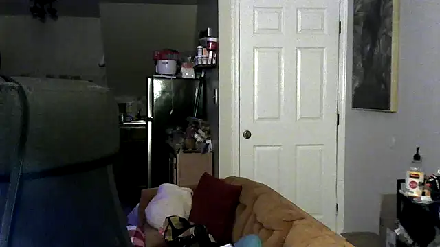 Snapshot of BigKittyRaven chatting on December 5, 1:14 am BigKittyRaven online show from December 5, 1:14 am