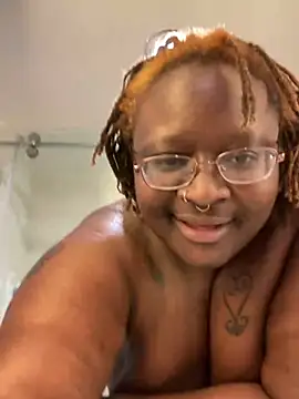 Snapshot of BigKittyRaven chatting on December 14, 2:34 am BigKittyRaven online show from December 14, 2:34 am