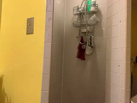 Snapshot of BigKittyRaven chatting on February 8, 8:32 pm BigKittyRaven online show from February 8, 8:32 pm