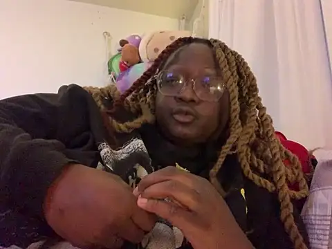 Snapshot of BigKittyRaven chatting on November 22, 12:42 am BigKittyRaven online show from November 22, 12:42 am