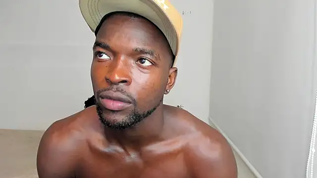 Dylan Taylor online show from February 19, 6:44 am