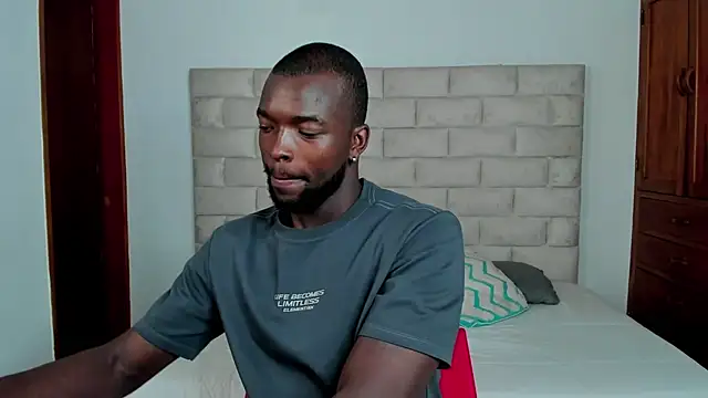 Dylan Taylor online show from November 11, 1:22 pm